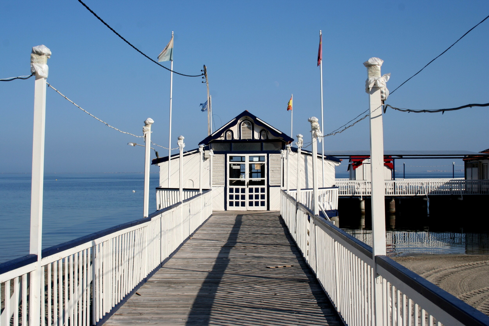 Seebrücke in San Petro Spanien