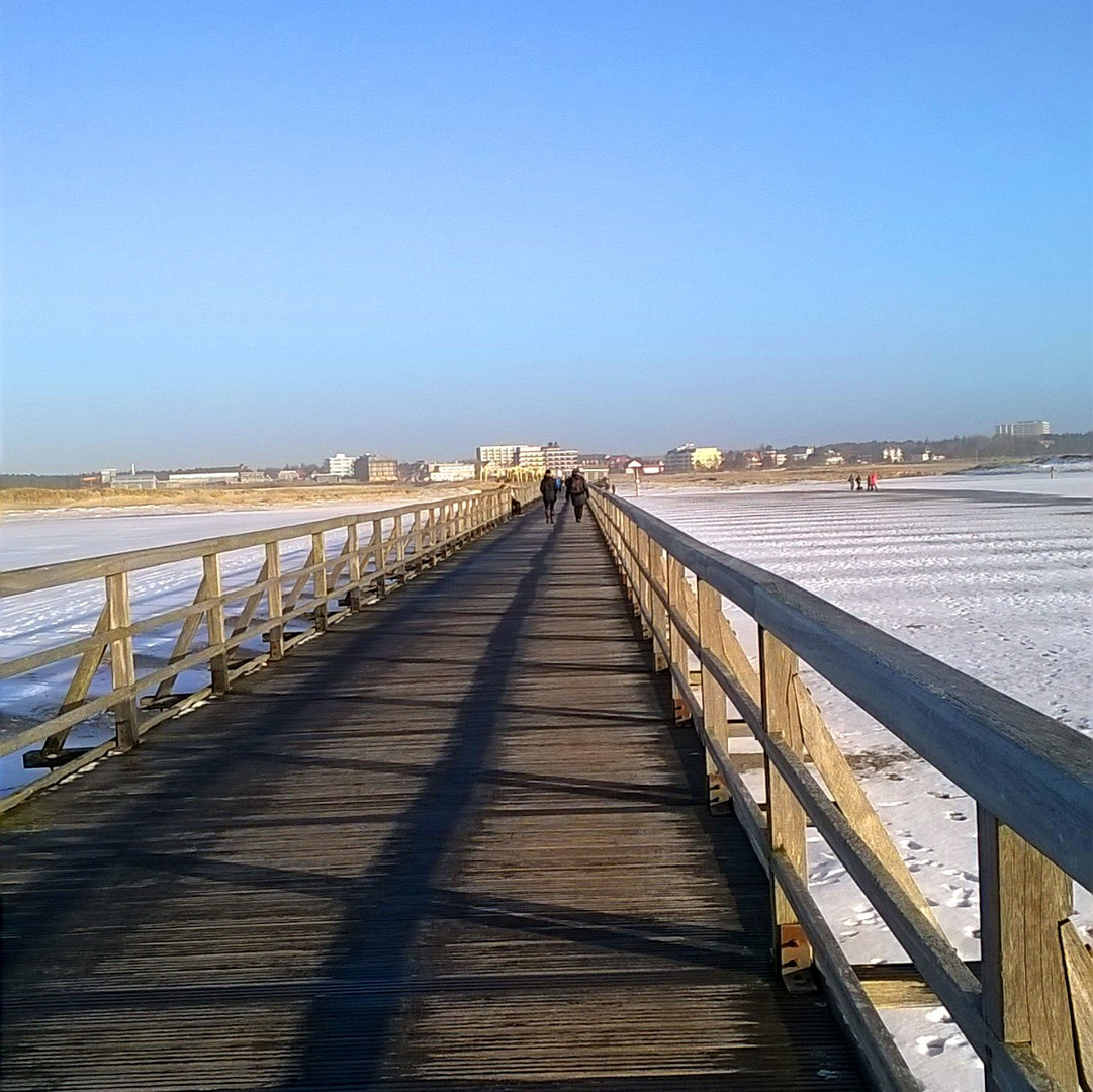 Seebrücke in St. Peter-Bad