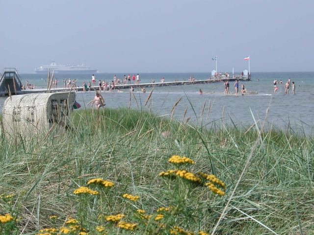 Seebrücke in Stein (Ostsee) ausgangs der Kieler Förde I