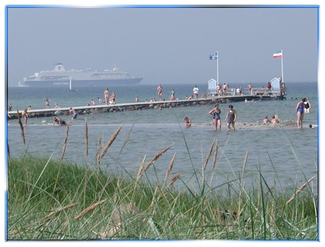 Seebrücke in Stein (Ostsee) ausgangs der Kieler Förde II