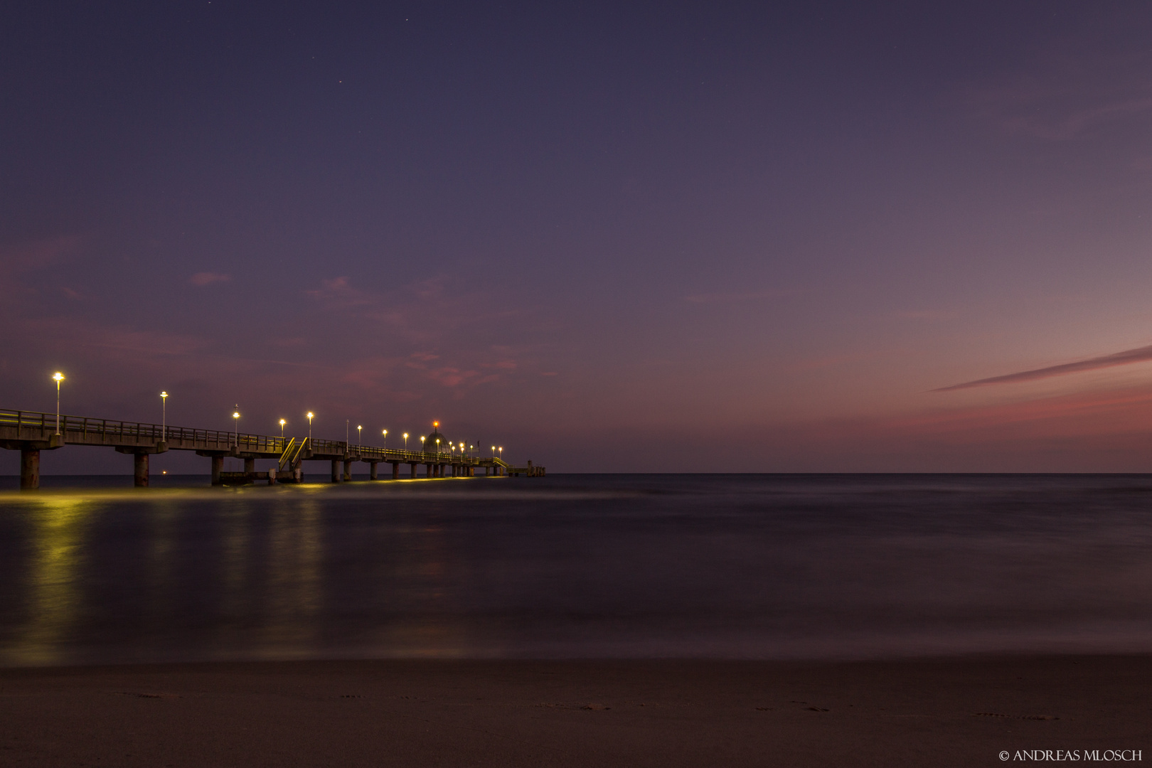 Seebrücke in Zinnowitz am Abend