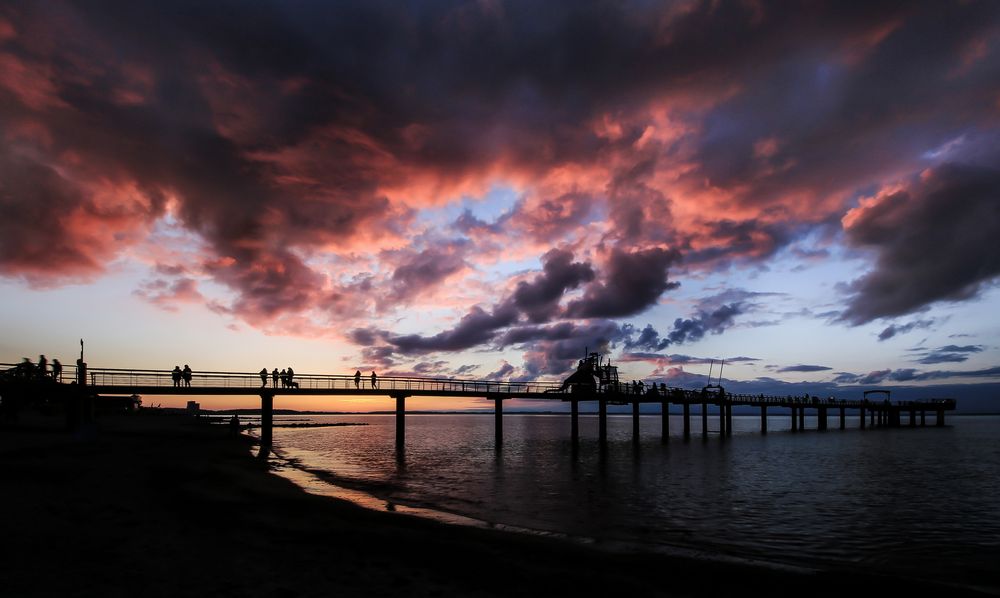 Seebrücke  Niendorf/ Ostsee