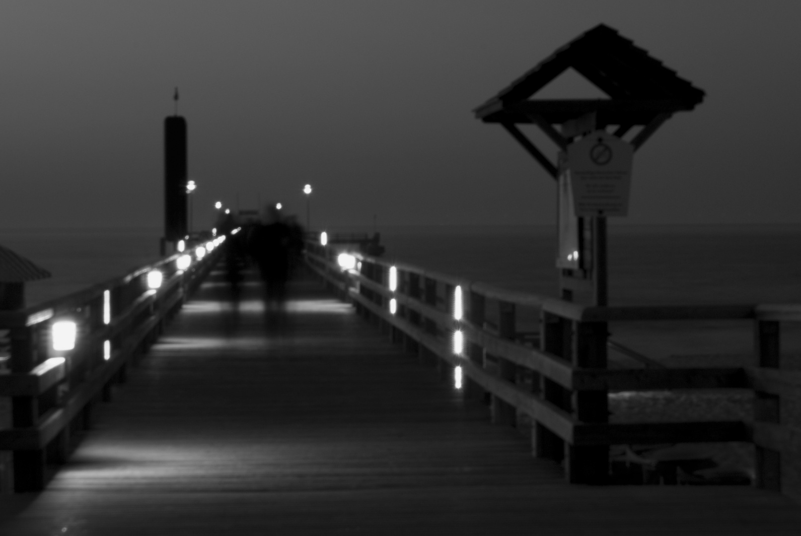 Seebrücke Prerow Foto & Bild fotokunst, monochrome fine art, orte