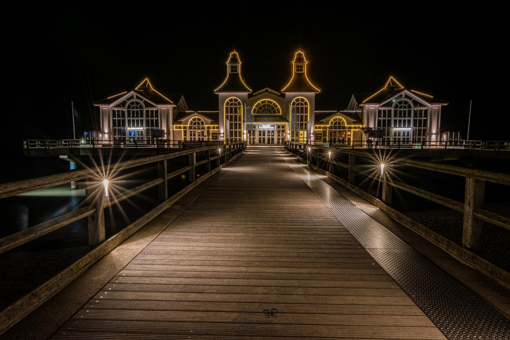 Seebrücke Sellin bei Nacht