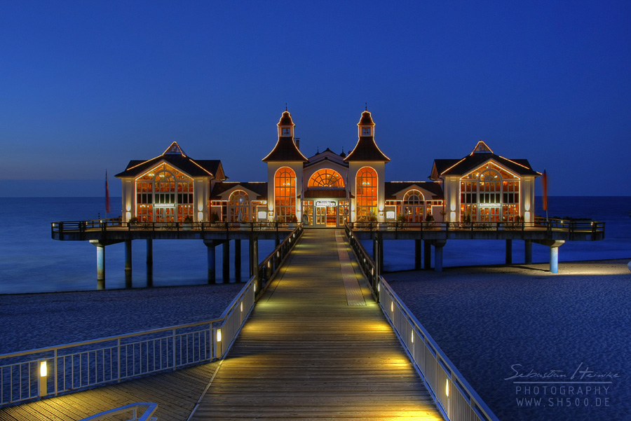 Seebrücke Sellin (Rügen) bei Dämmerung