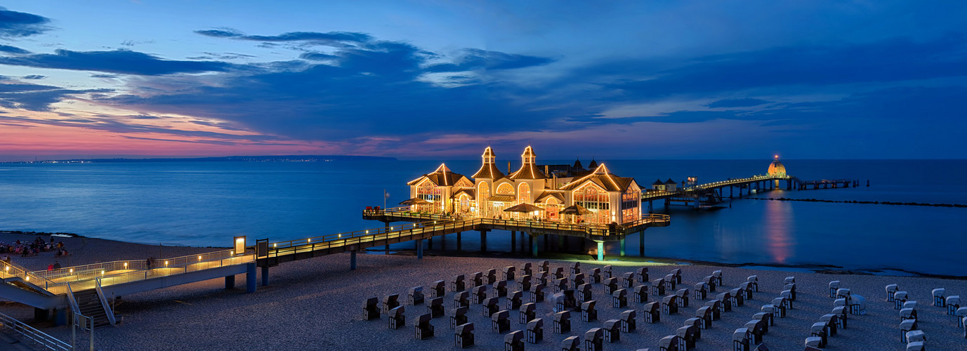 Seebrücke Sellin Rügen beleuchtet HDR Panorama