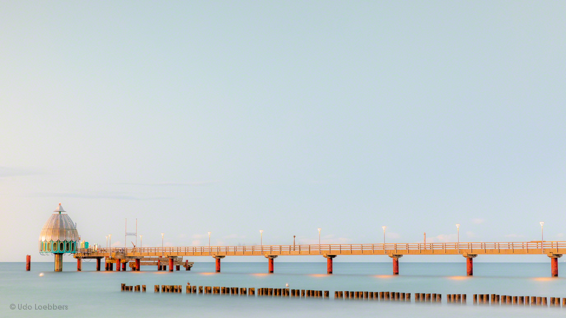 Seebrücke Zingst bei Nacht