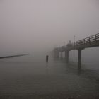 Seebrücke Zingst im Nebel