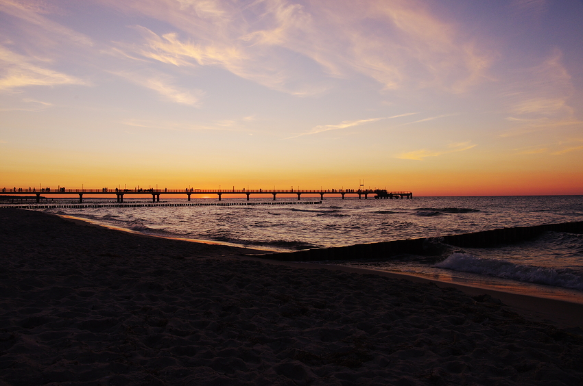 Seebrücke Zingst -- Red Sky --