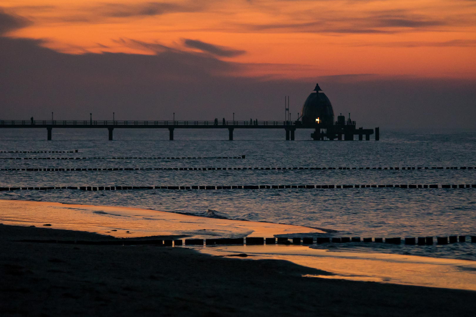 Seebrücke Zingst/Ostsee im Abendrot