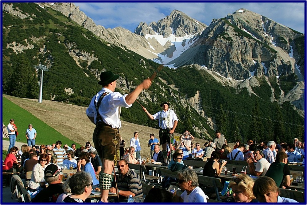 Seefeld - Tirol, Sonnenwendfeier auf der Rosshütte