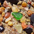 Seeglas in seinem Habitat  -  sea glass in its habitat