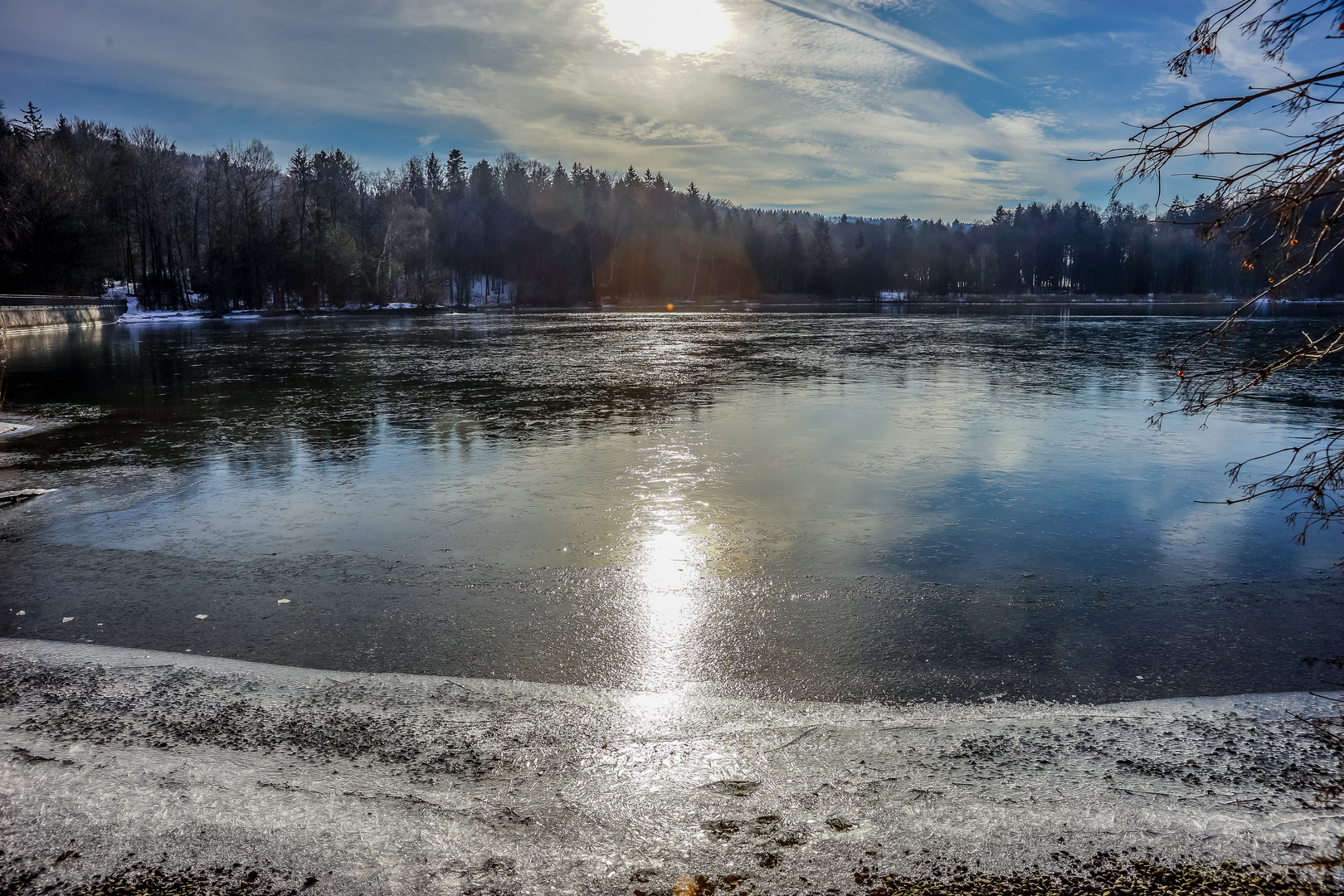 Seehamer See im Gegenlicht