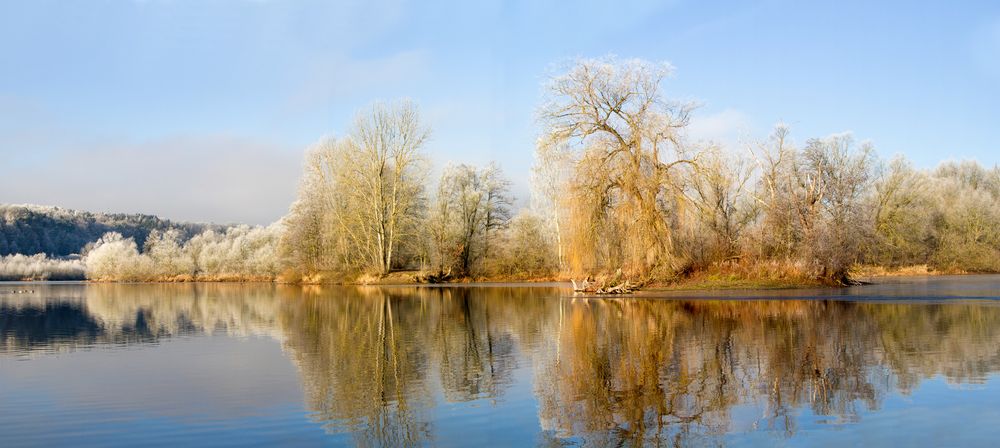 seelandschaft im morgenlicht