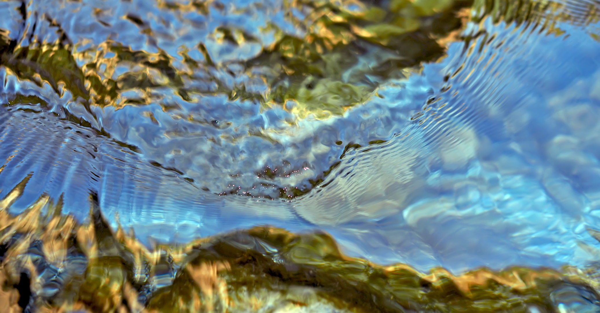 Seelenbilder 1: Wasser- und Gefühlsbewegungen. - L'eau comme moyen d'expression!