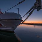 Seenotrettungskreuzer "Hans-Hackmack" im Sonnenaufgang