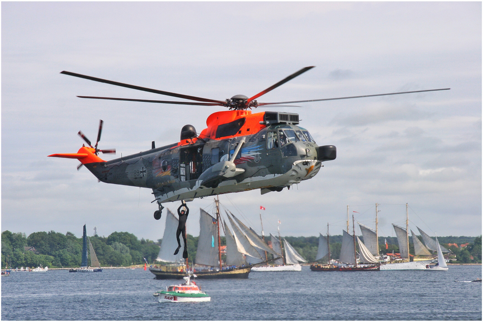 .....Seenotrettungsübung an der Kieler Förde 