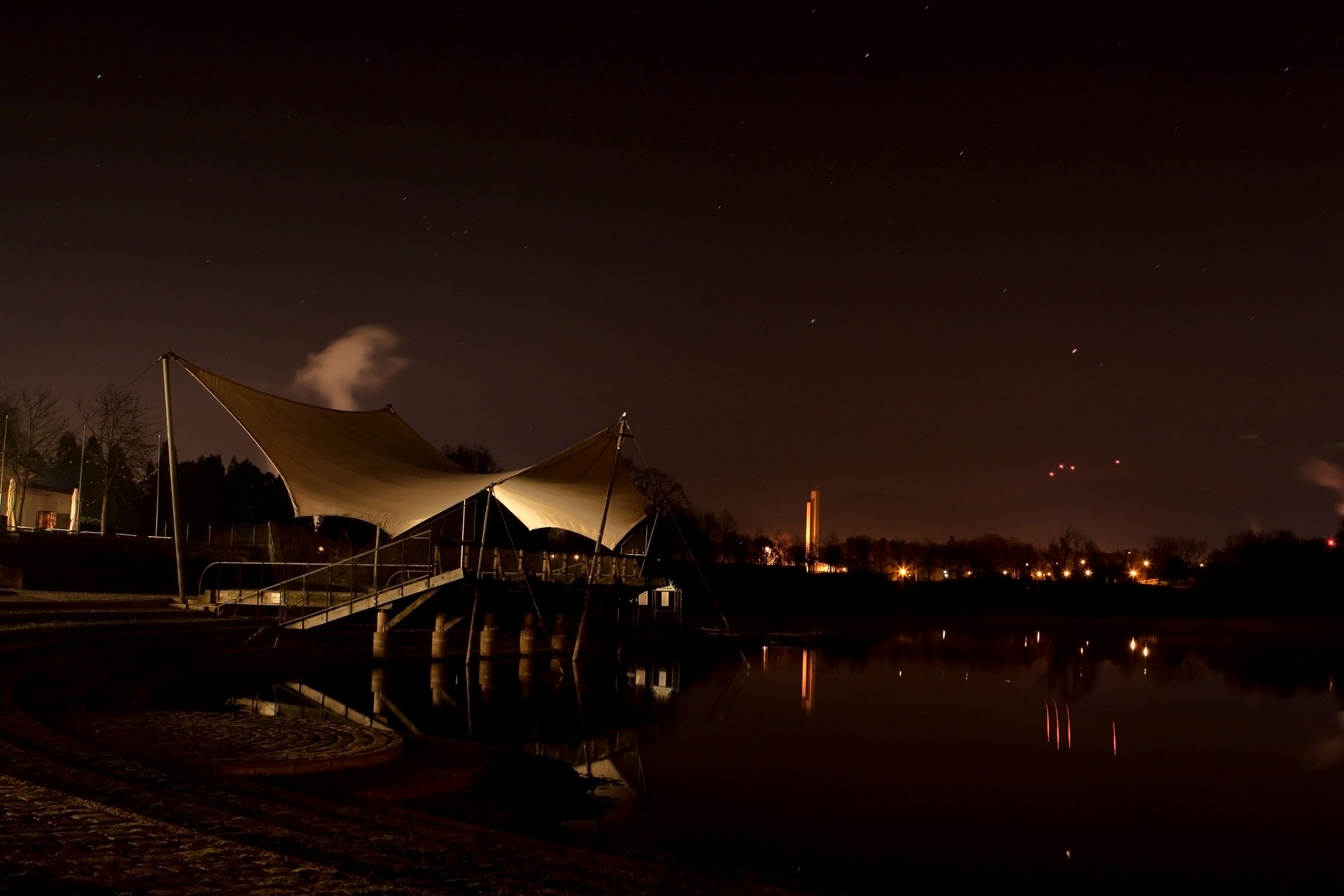 Seepark bei Nacht