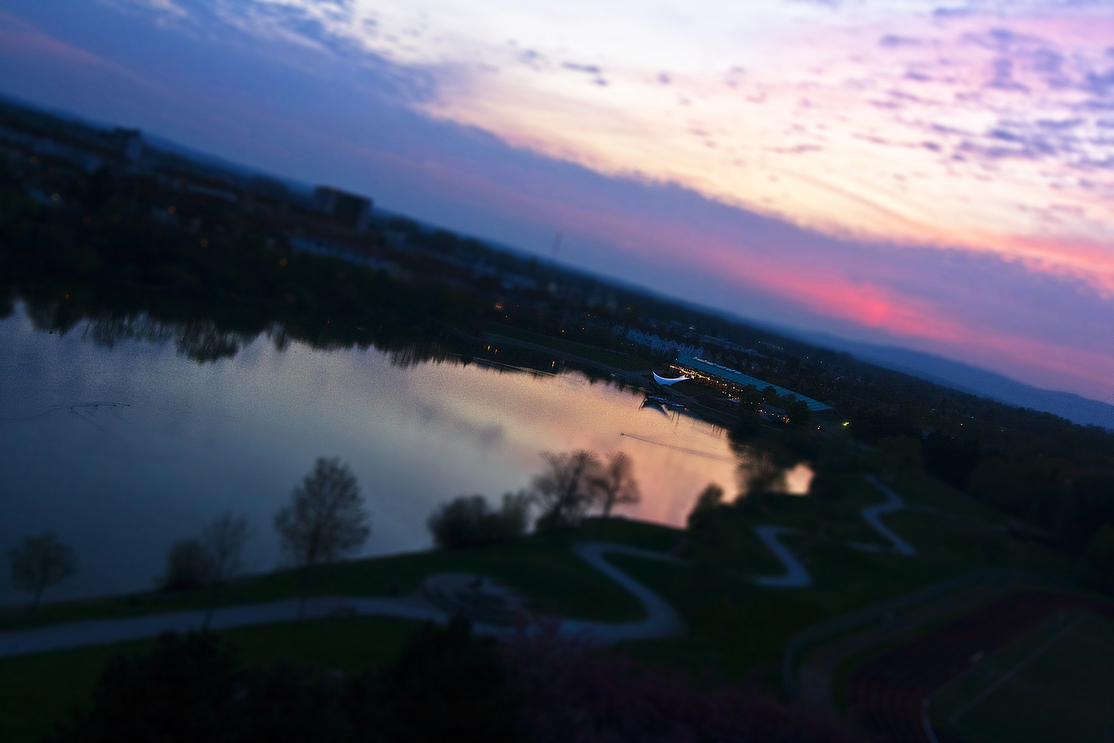 Seepark Freiburg Sonnenuntergang