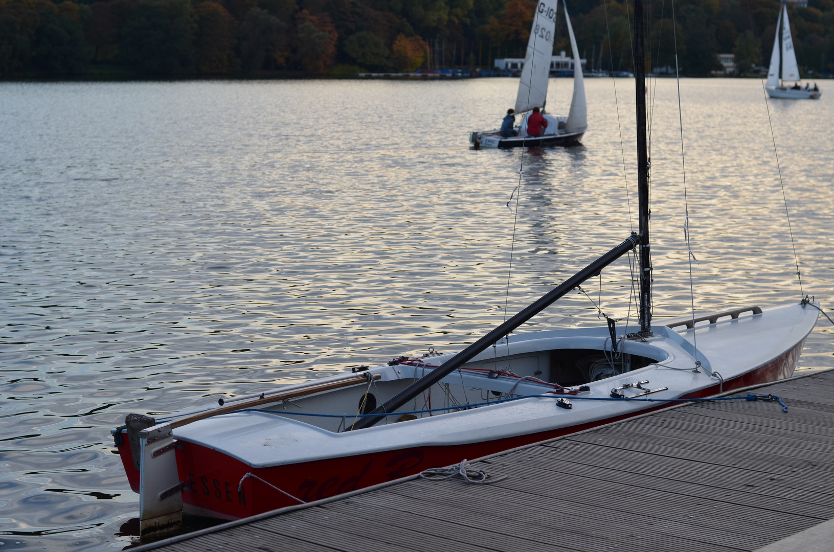 Segelboot am Baldeneysee