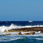 Segelboot bei Wellengang