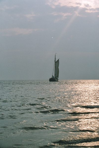 Segelboot im Abendlicht/Ameland