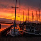 Segelboot im Abendrot