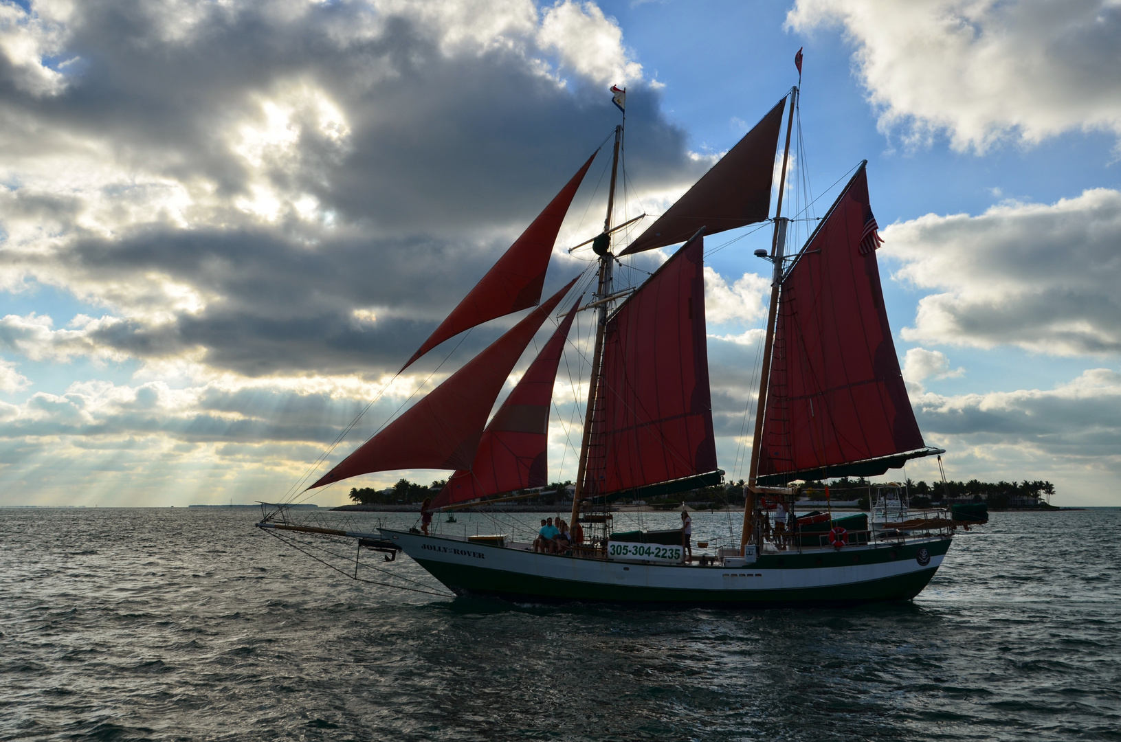 Segelboot im Atlantik