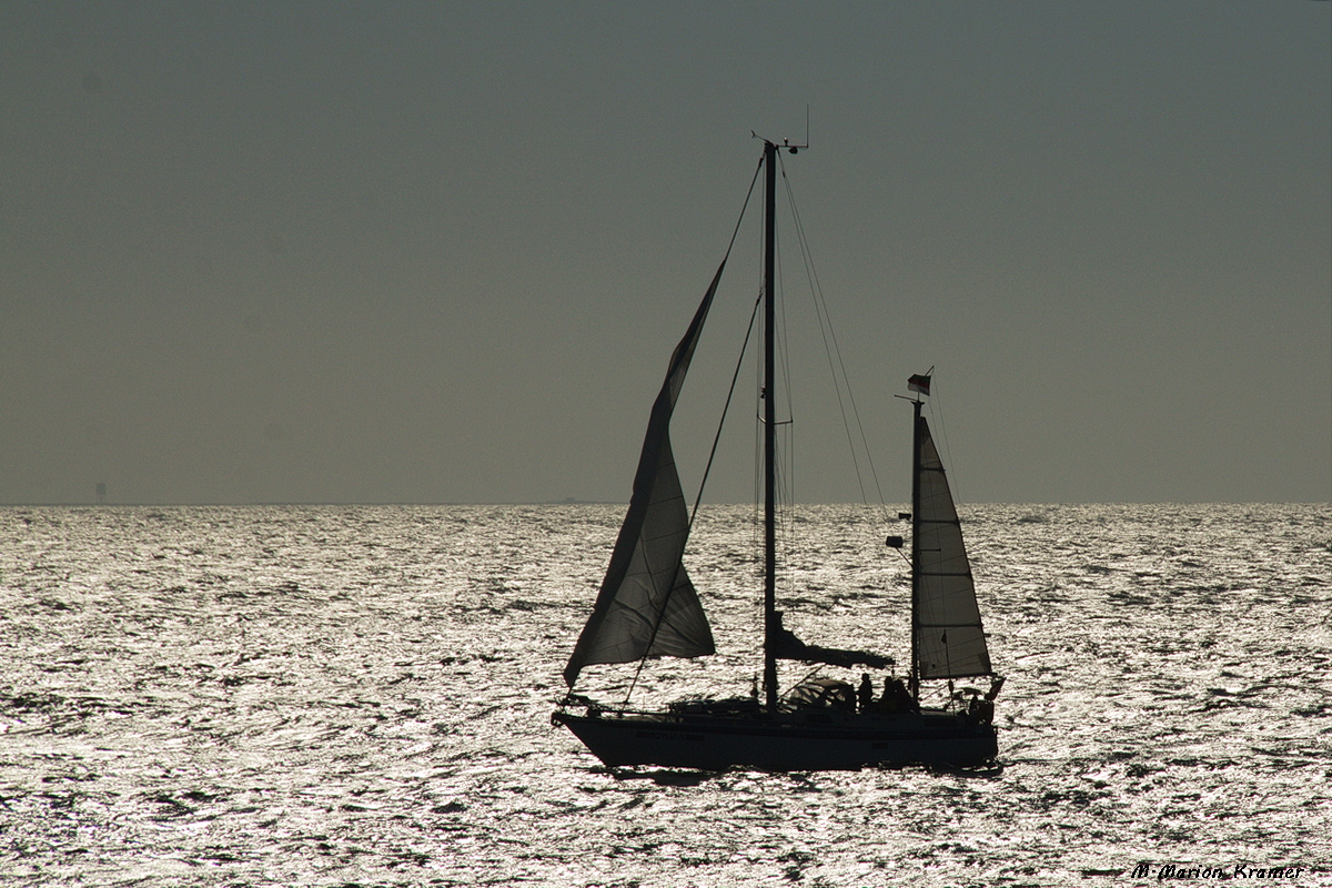 Segelboot im Cuxhafener Hafen