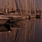 Segelboot im Spiegel