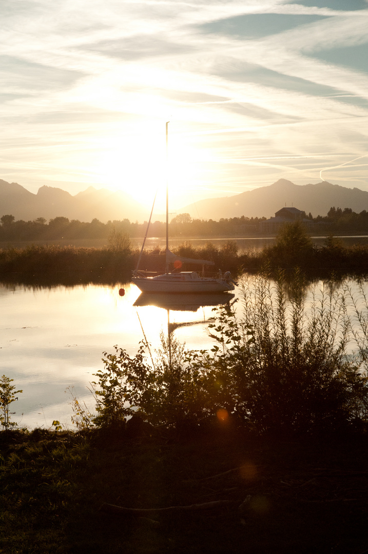 Segelboot in der Sonne