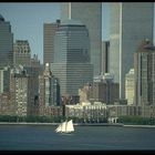 Segelboot vor Manhattan