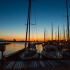 Segelboote bei Sonnenuntergang