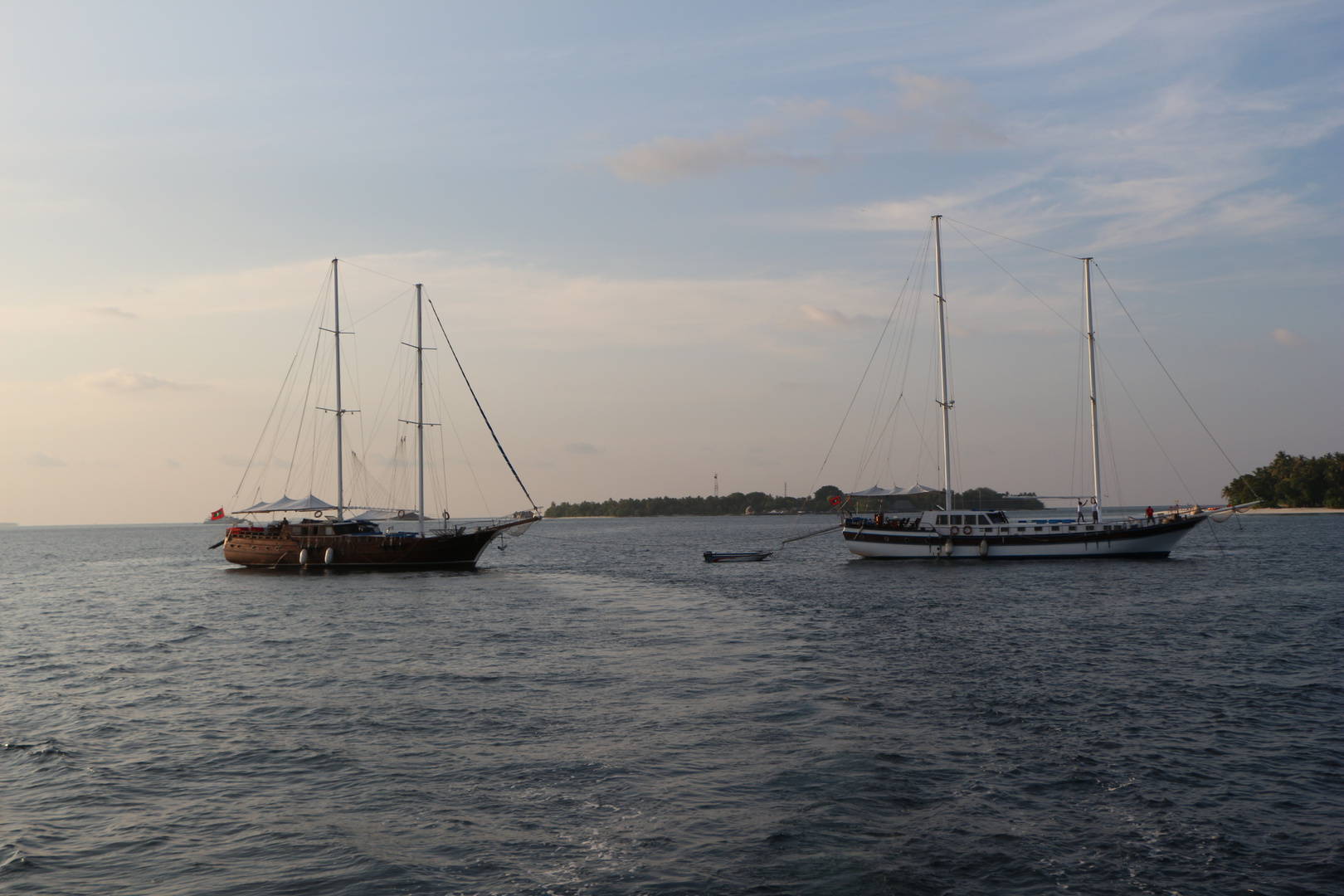 Segelboote in den Malediven