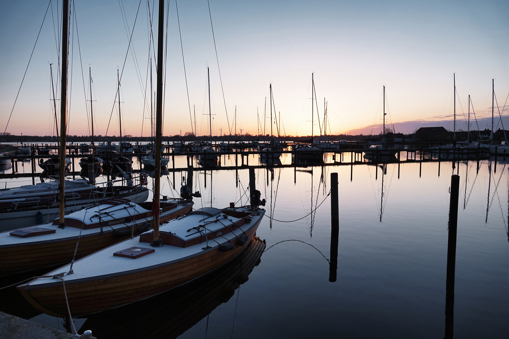 Segelboote in der Marina