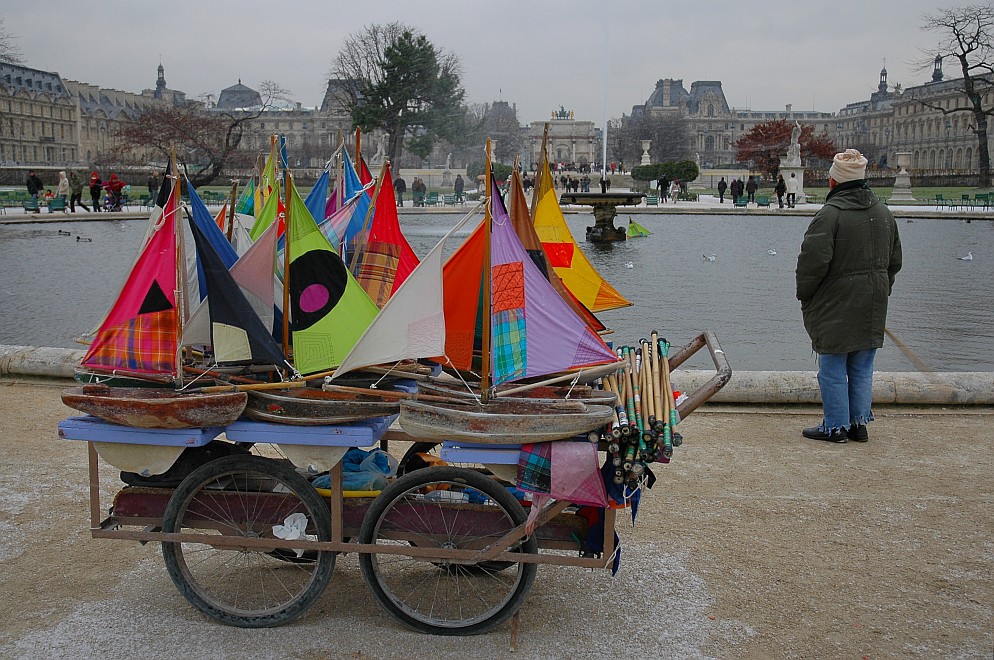 Segelboote Nähe Louvre