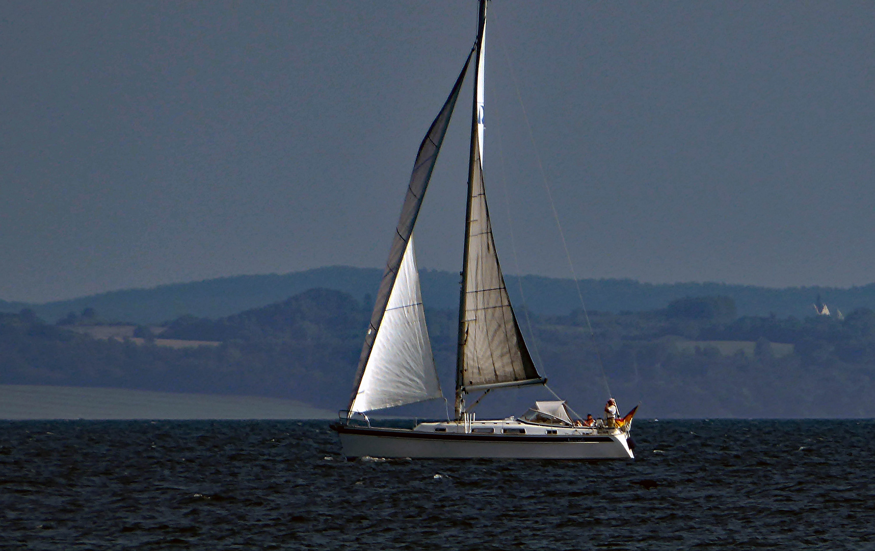 Segeln bei rauem Wetter