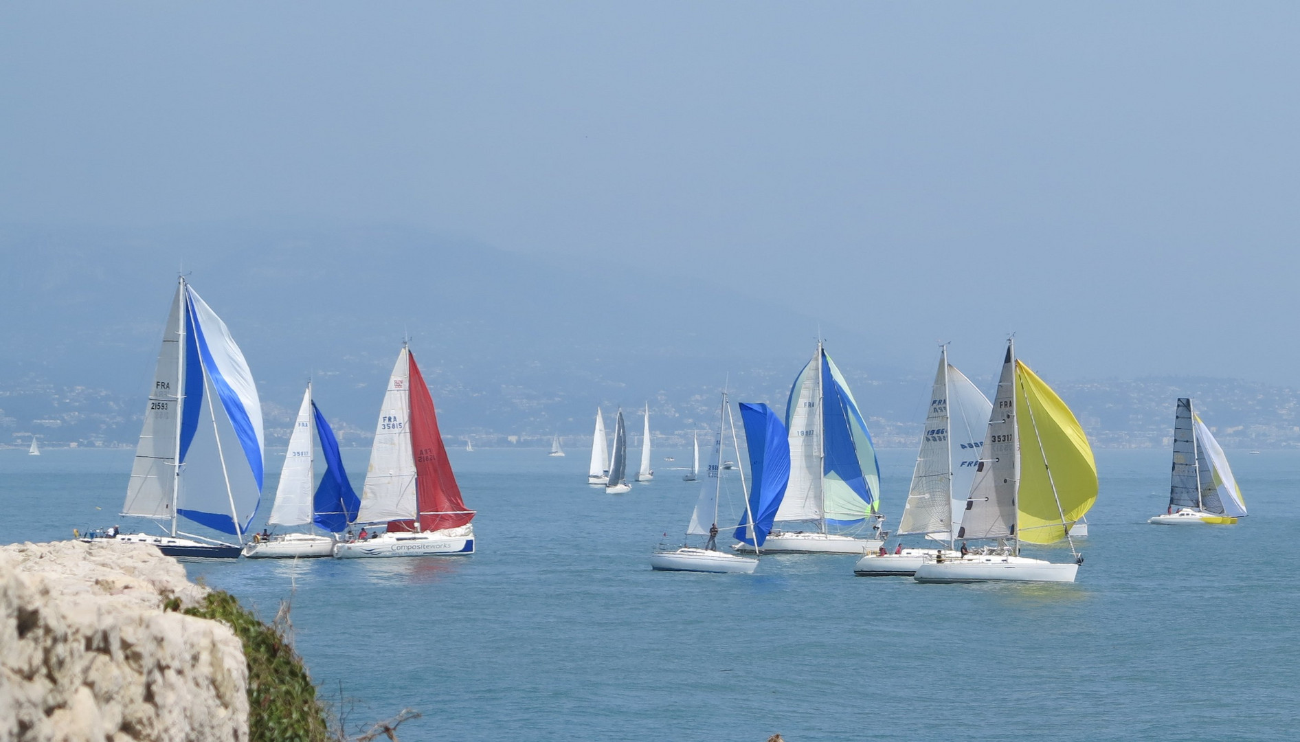 Segelregatta vor Antibes