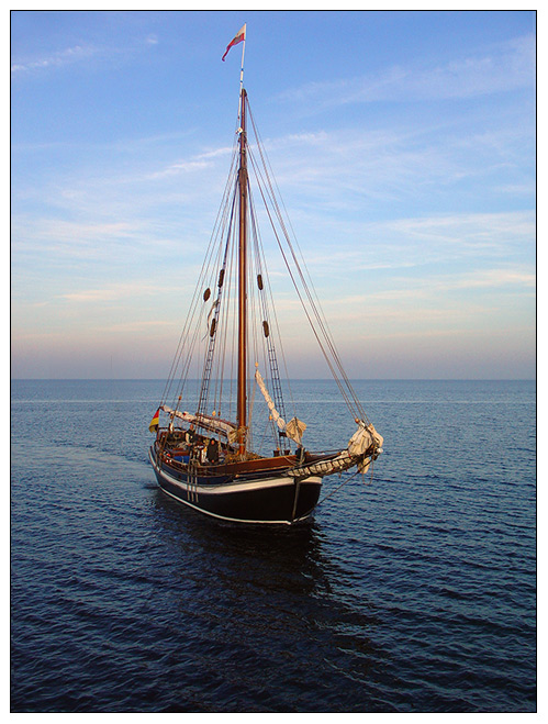 Segelschiff auf dem Meer