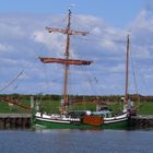 Segelschiff im Hafen von Norddeich