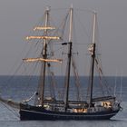 Segelschiff im Sonnenaufgang ( Lanzarote )