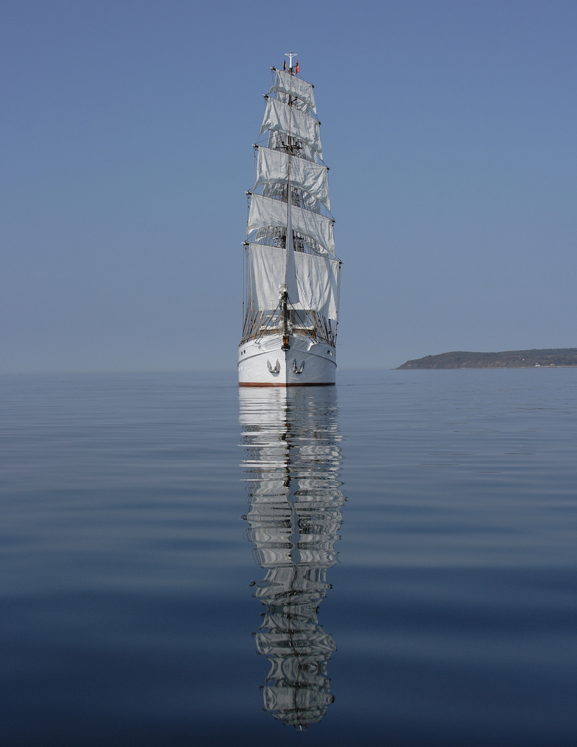 Segelschiff ohne Wind