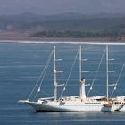 Segelschiff "Wind Spirit" in der Bucht vor Quepos, Costa Rica