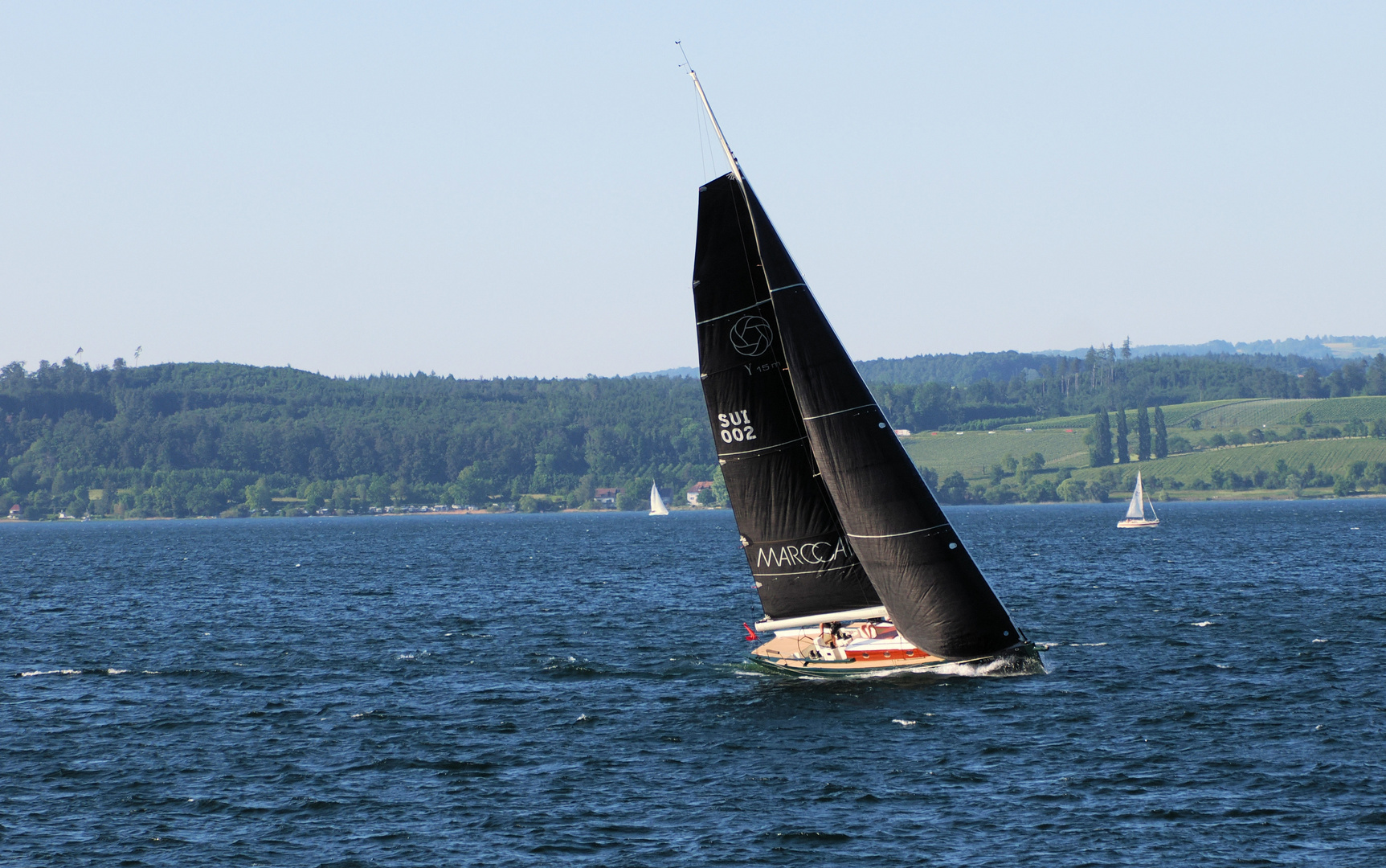 Segelt mal schön in den Feiertag …