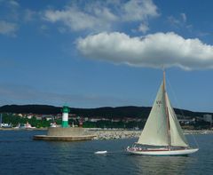 Segelyacht vor Sassnitz