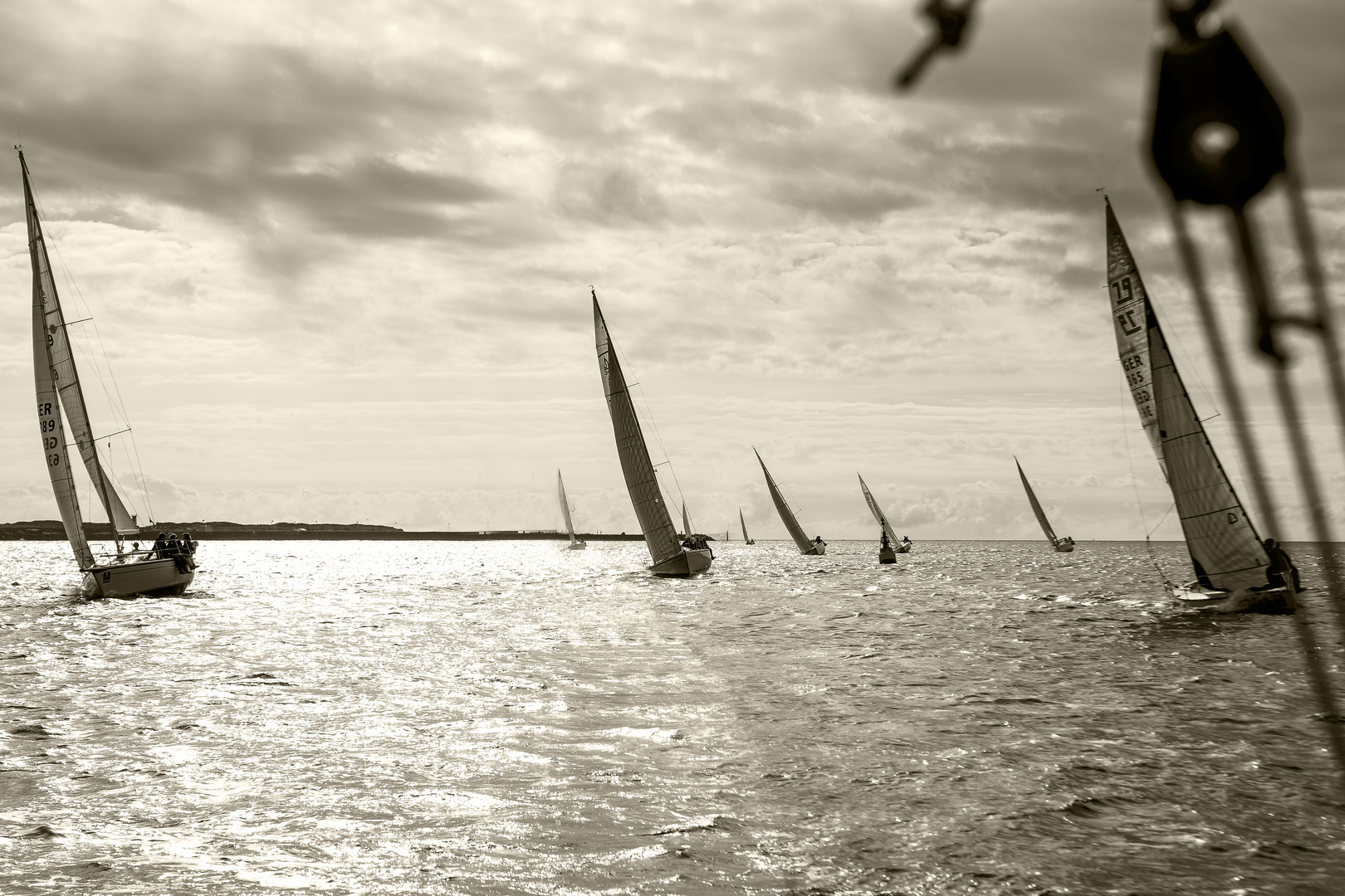 _ Segler Helgoland Herbstregatta DSC6673 bearbeitet SW 2