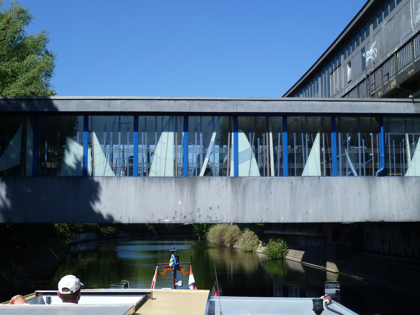 segler-treff auf dem landwehrkanal