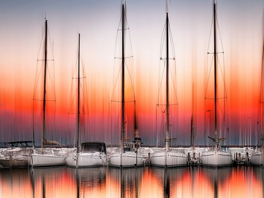 Seglerhafen im Sonnenuntergang-01a