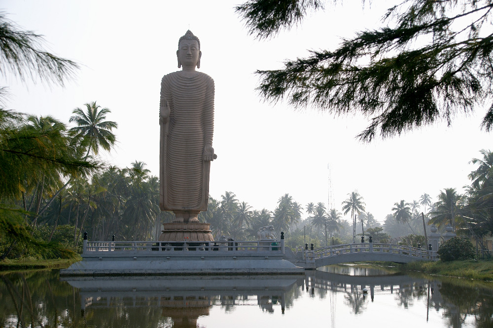 Segnender Buddha