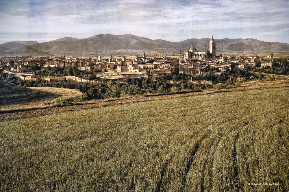 Segovia a ras de suelo